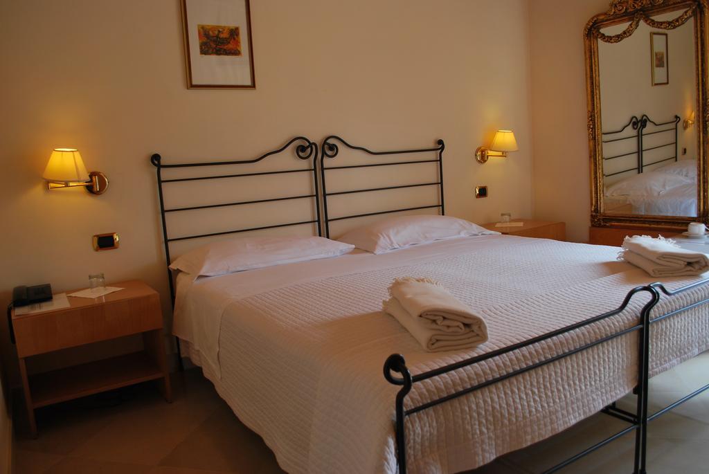 Palazzo Sottile Meninni - Classic Rooms Experience Gravina in Puglia Buitenkant foto